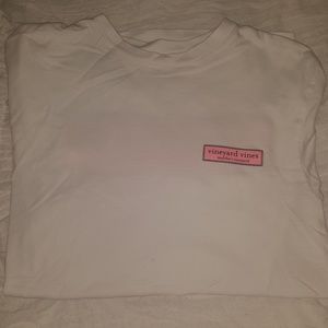 Vineyard Vines white tshirt
